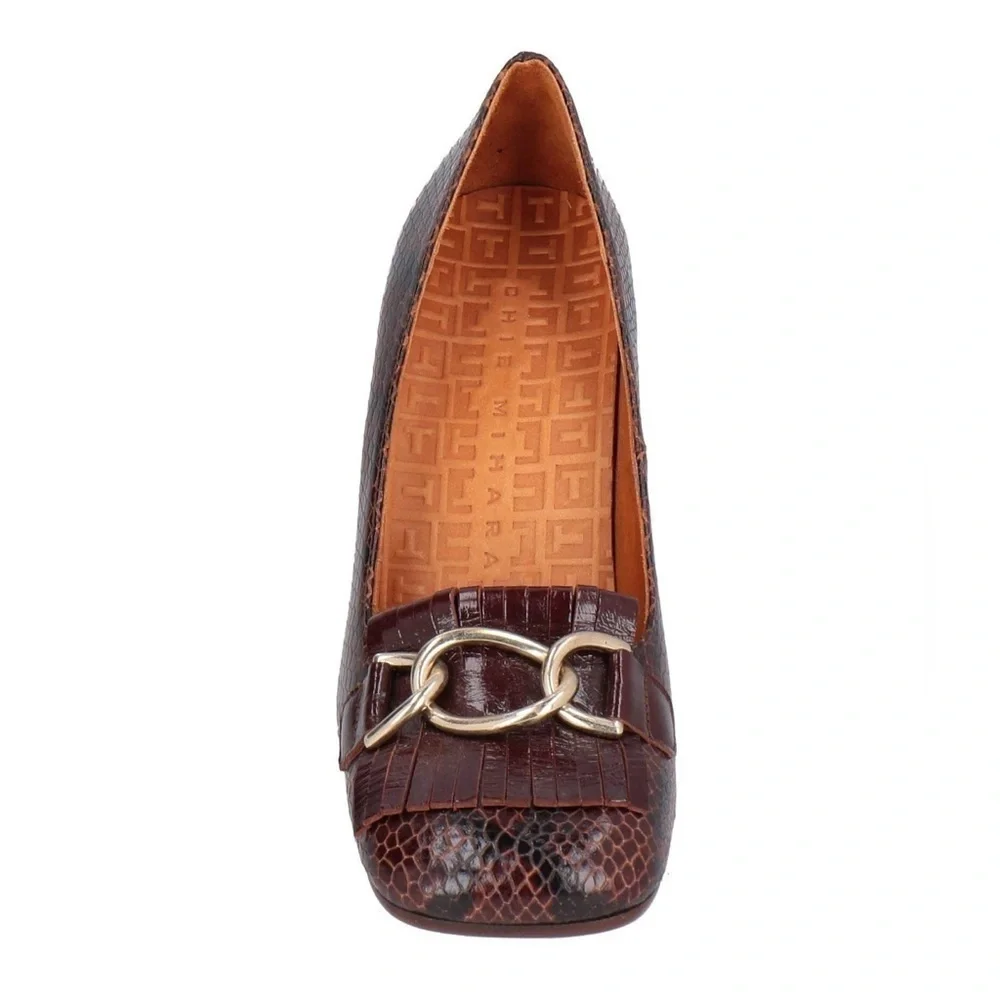 Chie Mihara crafted rich